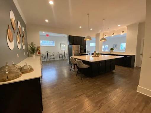 Eat In Kitchen at Cumberland Pointe, Smyrna, Georgia