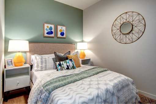 Gorgeous Bedroom at Metro Line Flats, Seattle, 98122