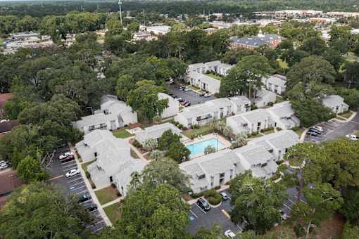 Aerial View Of Property at Oaks at Victory Apartments, Savannah, GA