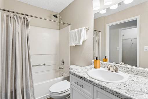 2nd bathroom in a 2BR 2 Bath
