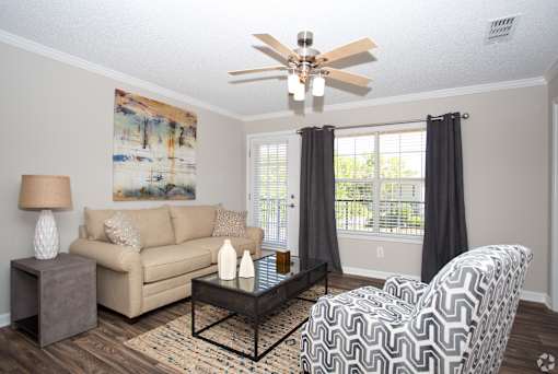 3 Bedroom Living Room