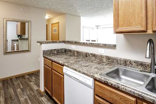 Granite Countertop at Standing Bear Lake, Omaha, NE, 68164