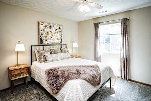Gorgeous Bedroom at The Pointe, LaVista, NE