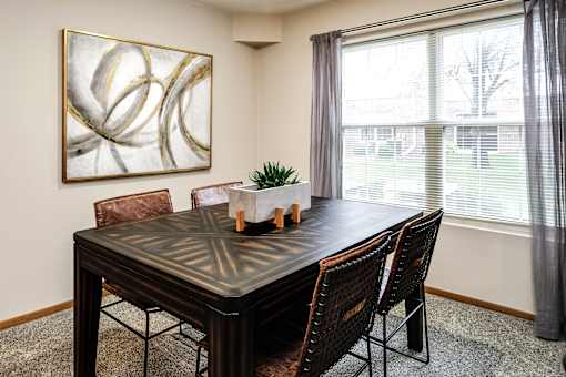 Dining Room at Tranquility Pointe, Omaha