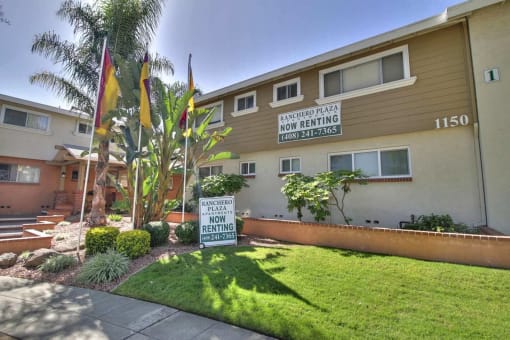 Leasing Office Exterior at Ranchero Plaza, California