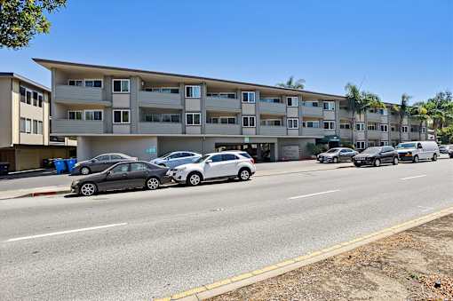 The woodside court apartments