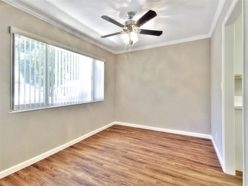 Ceiling Fan at Laurel Grove Apartments, Menlo Park