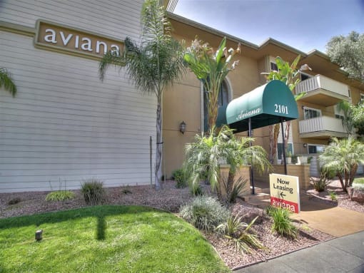Leasing Center External View at Aviana, Mountain View, CA, 94040