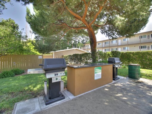 Outdoor Grilling Station at The Arbors at Mountain View, Mountain View, 94040