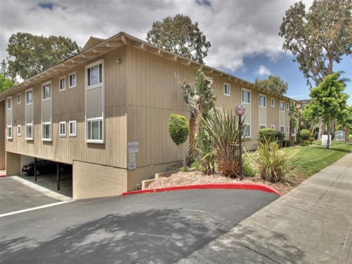 Exterior Landscape at Balboa Apartments, Sunnyvale, 94086