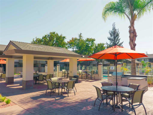 Courtyard Dining Area at Balboa Apartments, Sunnyvale, CA