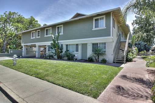 Exquisite Landscaped Porch at Mountain View Place, Mountain View, California