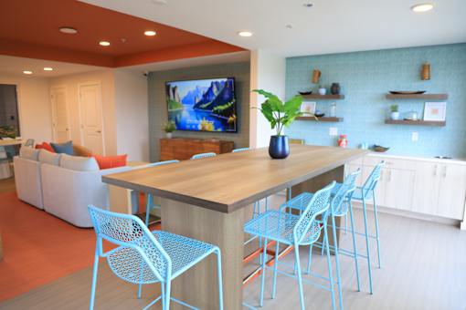 CoCo Vista |Resident Lounge