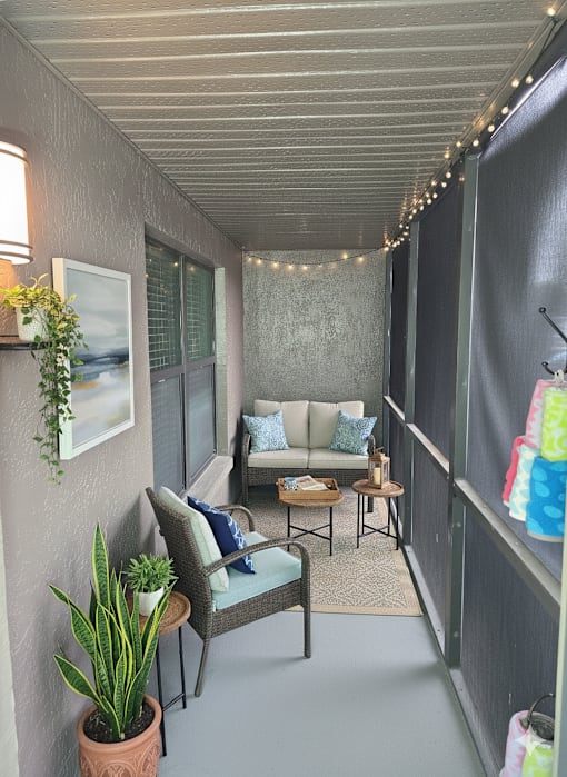 The Palms of Clearwater Patio (virtually staged)