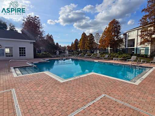 Swimming Pool | Aspire at Gateway