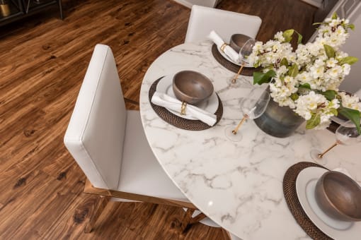 Harbor Cove Apartments Dining Table