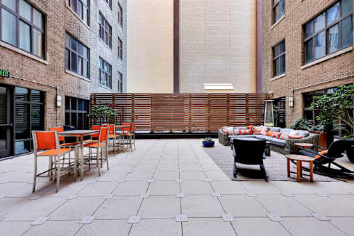 The Residences at Barnett | Downtown Jacksonville | Outdoor Patio