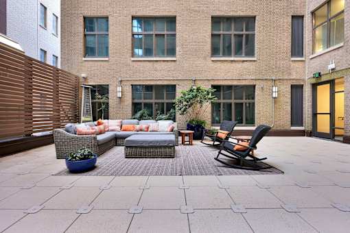 The Residences at Barnett | Downtown Jacksonville | Outdoor Patio