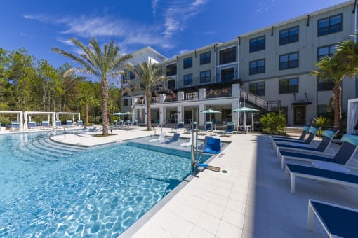 Longleaf at St. Johns Apartments | St. Johns, FL | Resort Style Pool and Spa