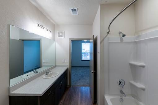 Lofts at Cathedral |Downtown Jacksonville FL | Bathroom