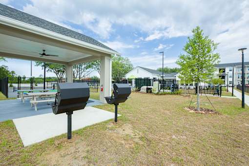 Madison Palms | Jacksonville, FL | Pavilion with Grills