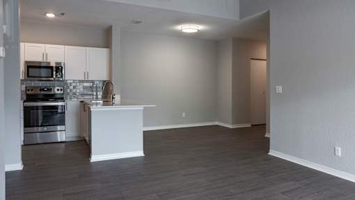 Kitchen & Dining Area | Aspire at Gateway