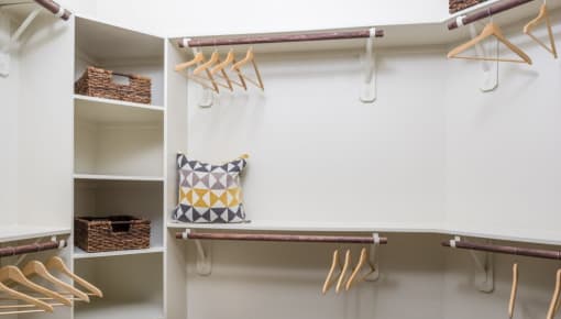 Walk in Closet