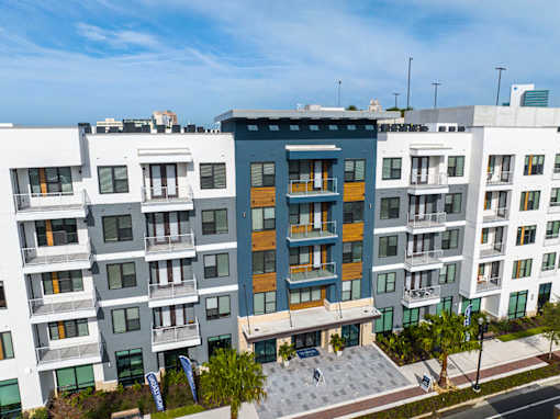 Apartment Exterior View at The Station at San Marco, Jacksonville