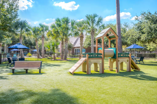 Harbor Cove Apartments Dog Park