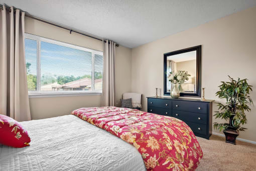 Woodlake Park Bedroom