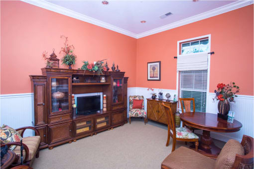 Living Room | Pines at Warrington | Pensacola, FL