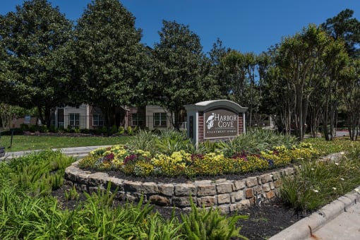 Harbor Cove Apartment Monument Sign