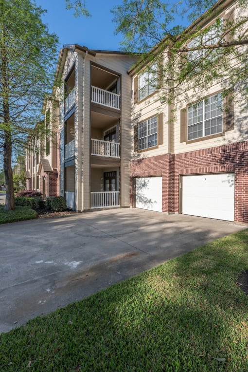 Harbor Cove Apartments Exterior