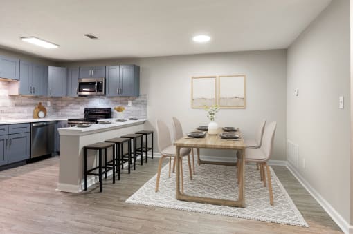 Kitchen with Breakfast Bar