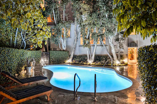 Jacuzzi at L'Estancia, California, 91604