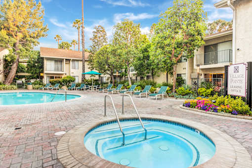 Pool and Hot tub at Village Pointe Apartments, Northridge, CA