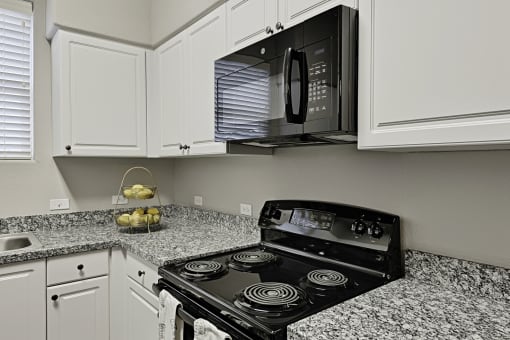 The Riviera Apartments in Tulare Kitchen