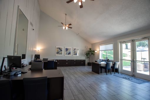 selby ranch club house
