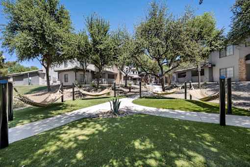 Green Space Walking Trail at Lazo Apartment Homes, Chandler, AZ  