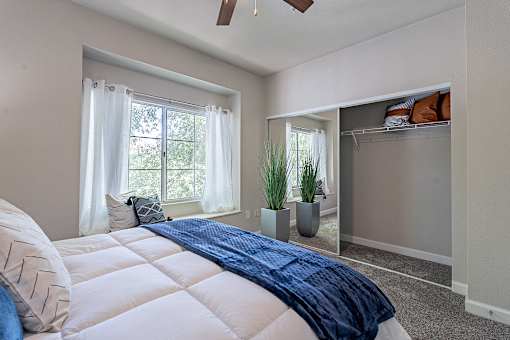 Bedroom With Closet at Palazzo Townhomes, Arizona, 85008
