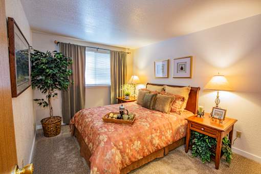 Spacious Bedrooms at West Seattle Apartments Near Me