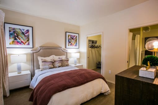 Avondale Apts with Spacious Bedrooms