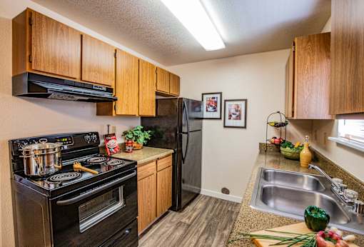 Full Kitchen with Upgraded Appliances at Apartments in Bremerton WA Near Naval Base