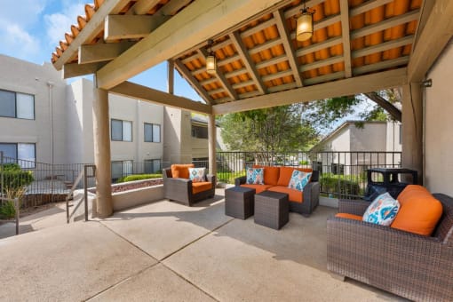 Relaxing Pool Sundeck at Best Apartments in Albuquerque New Mexico