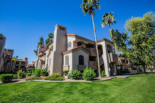 Scottsdale Apartments on Hayden with Patios/ Balconies