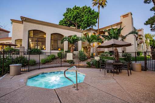Apartments for Rent in Scottsdale 85251 with Year Round Spa/ Hot Tub