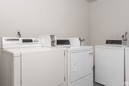 Laundry Room at 3623 Jasmine Avenue, Los Angeles