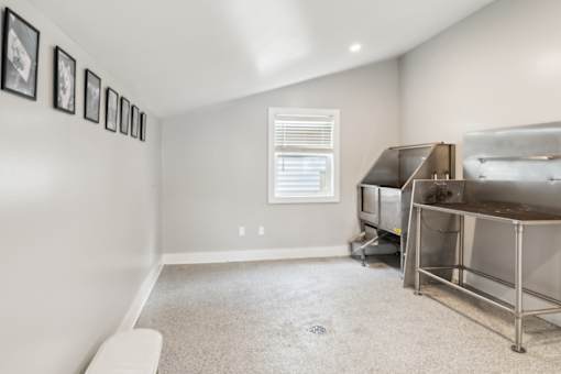 Pet Spa at Linkhorn Bay Apartments, Virginia Beach, VA