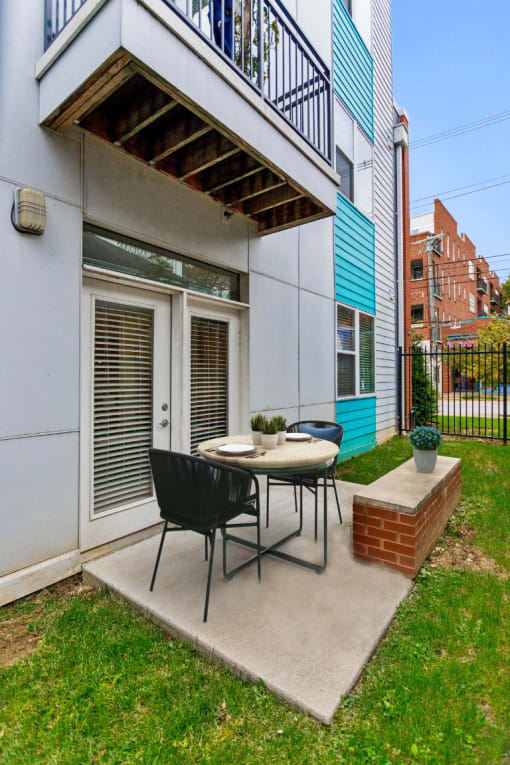 Outdoor Patio at AMP Apartments, PRG Real Estate, Kentucky, 40206