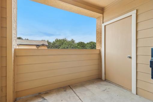 Spacious Patio at Mission Hills Apartments, Texas, 78258